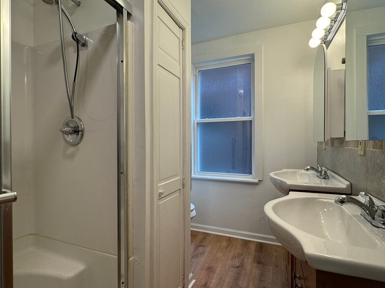 Building Photo - 21 Howard St