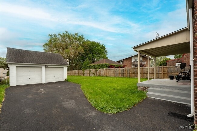 Building Photo - 845 Cleveland Dr