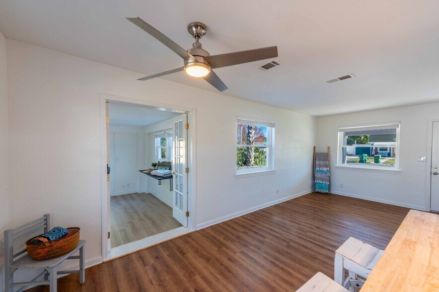 Building Photo - 1216 10th St N