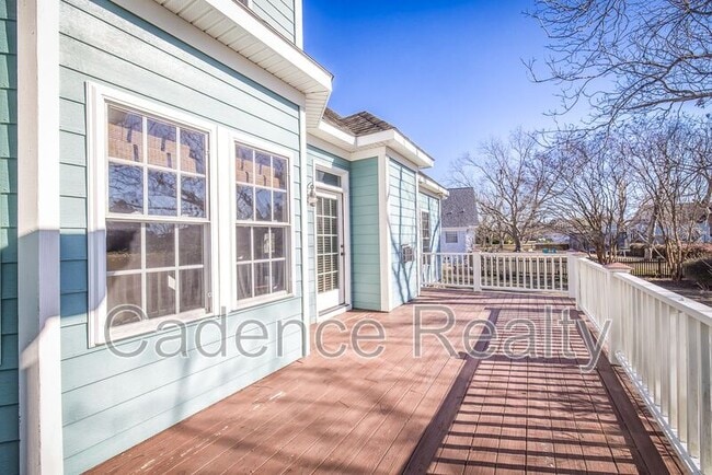 Building Photo - 205 N Sea Lily Ct