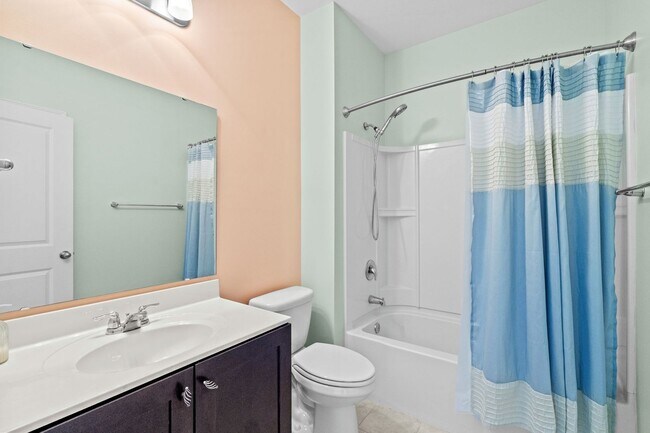 Building Photo - 156 Parmelee Dr