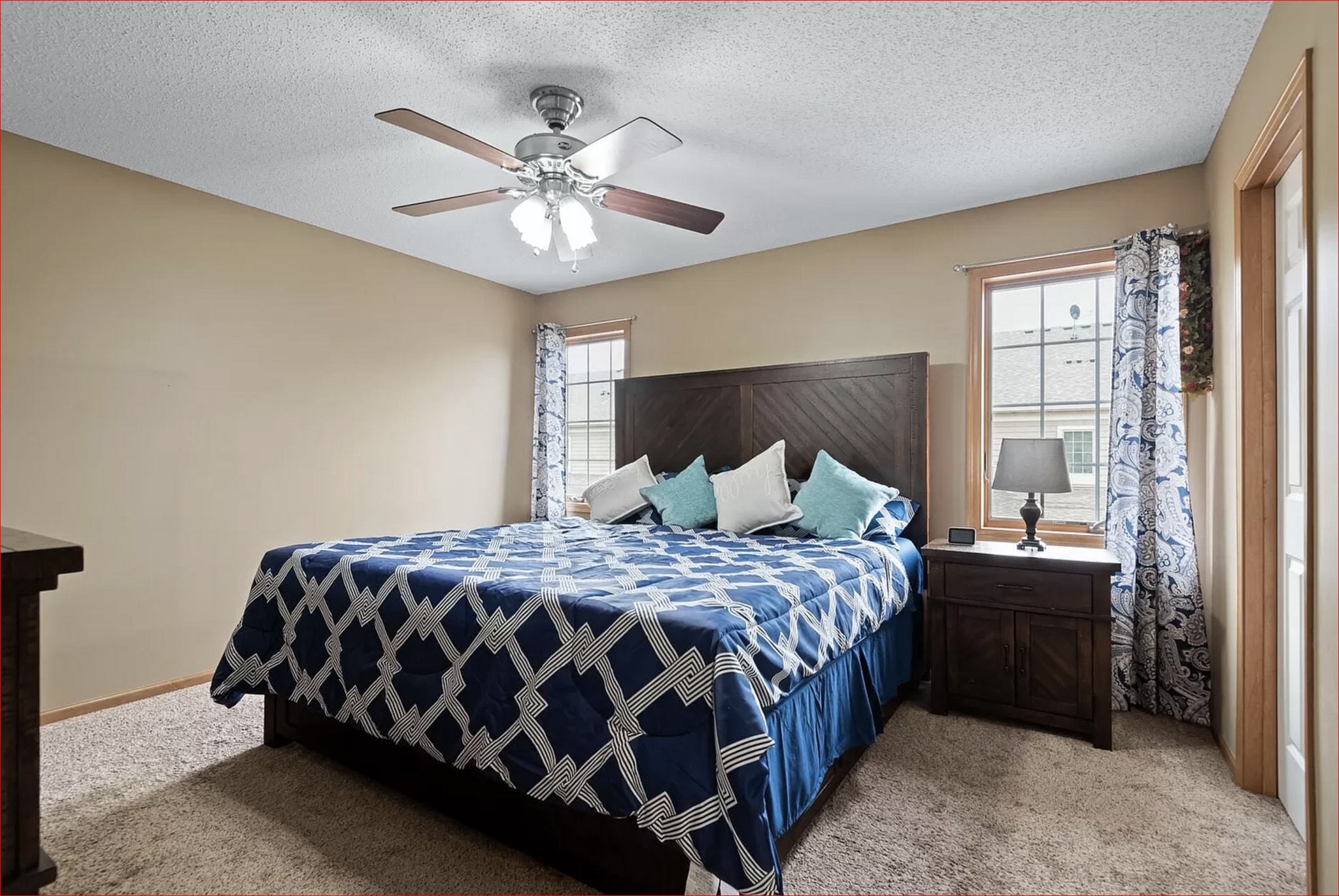 Main Bedroom - 12450 Flanders Ct NE