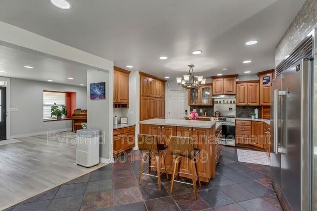 Building Photo - 10971 Cindy Cir