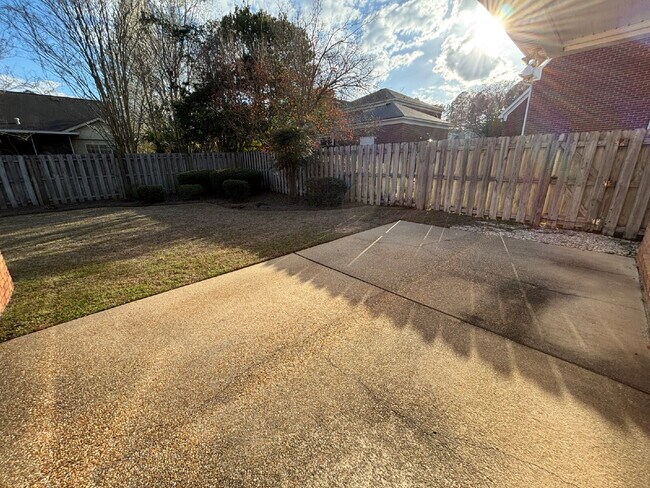 Building Photo - 39 Williamsburg Pl