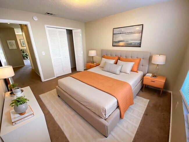 Building Photo - 4148 Pershing Pointe Pl