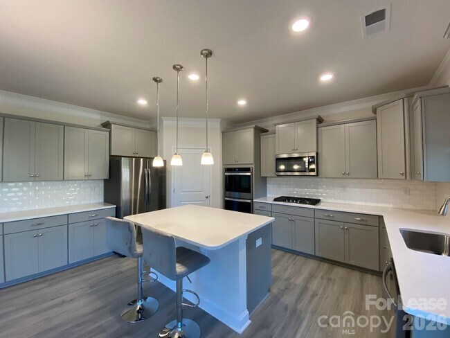 Building Photo - 2530 Napa Terrace