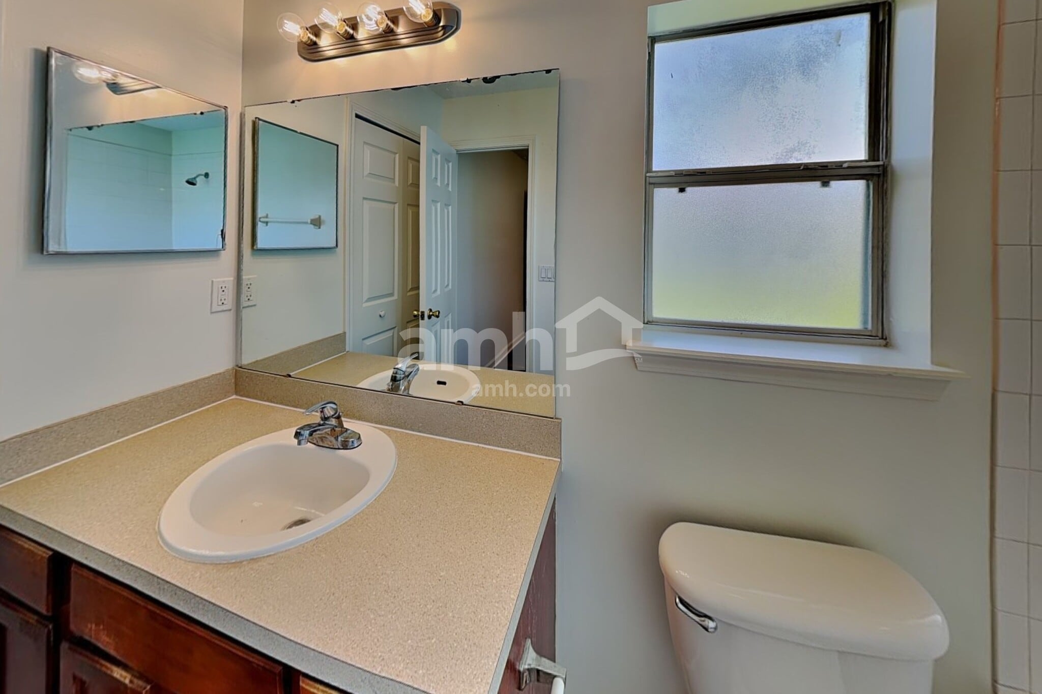 Building Photo - 11609 Deep Springs Dr N