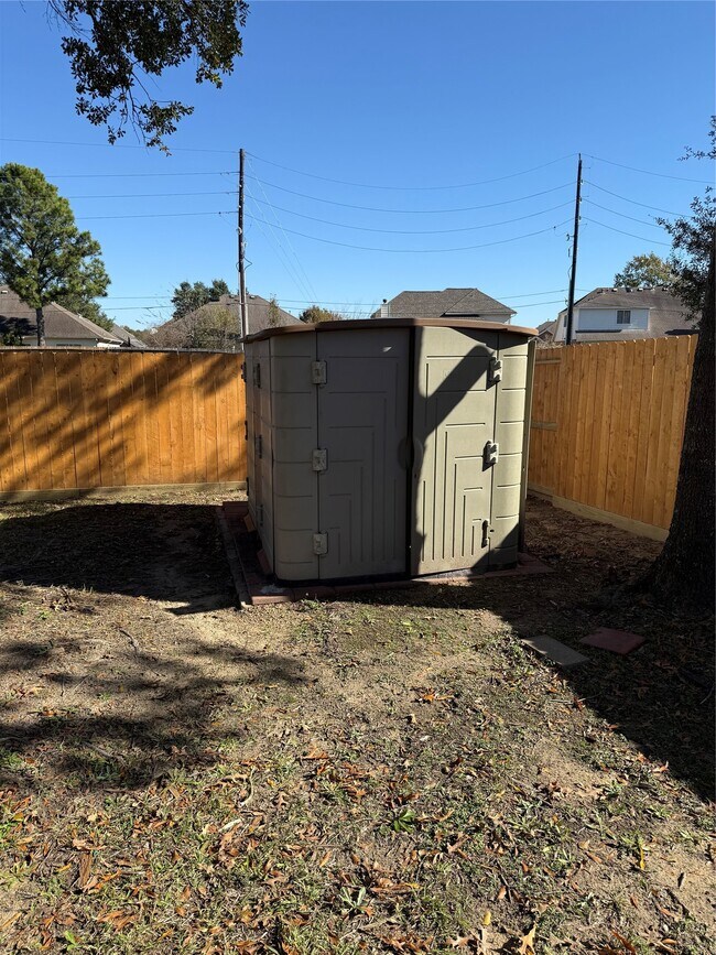 Building Photo - 23702 Spring Dane Dr