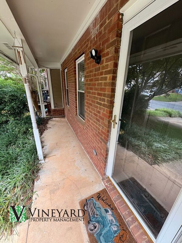 Building Photo - 1065 Sand Wedge Cir