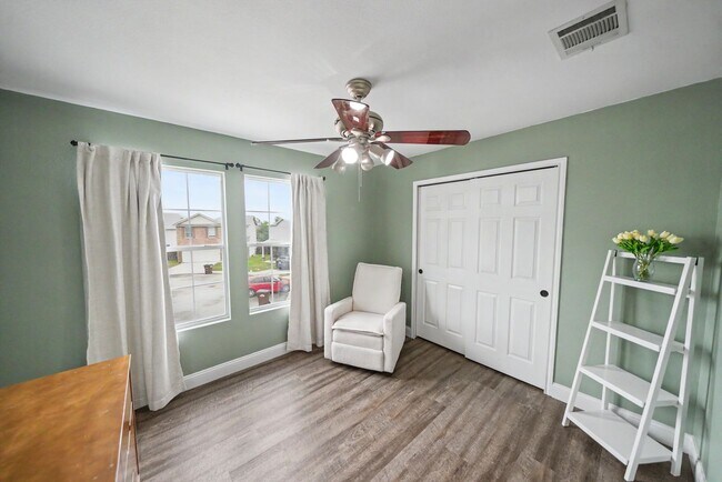 Building Photo - Beautifully Updated Home with Game Room in Villas of Westcreek - Realtor Commission: $500