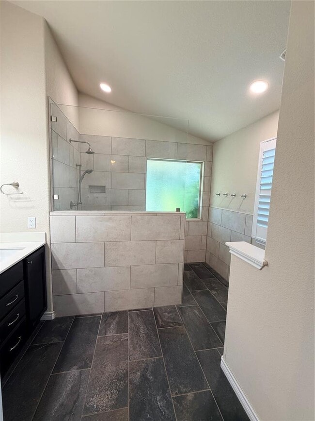 Building Photo - 1313 Fawn Lily Dr