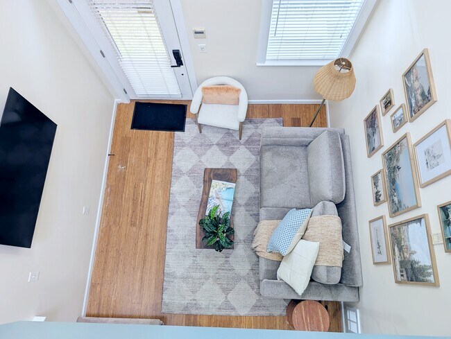 Building Photo - The Norm Appartments