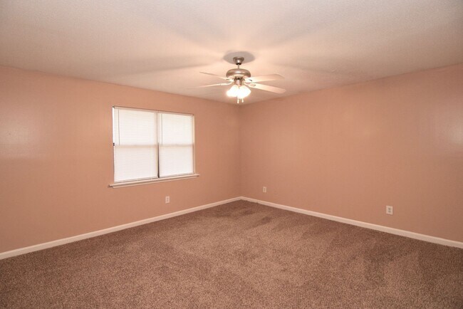 Building Photo - 4154 Arlington Rd
