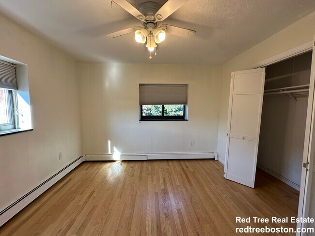 Building Photo - 15 Wallbridge Unit 31