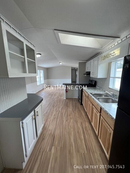 Building Photo - 45 Pheasant Hill Trailer Park