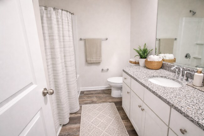 Building Photo - COMING SOON: 3BR Townhome • Full Kitchen • Garage + Driveway