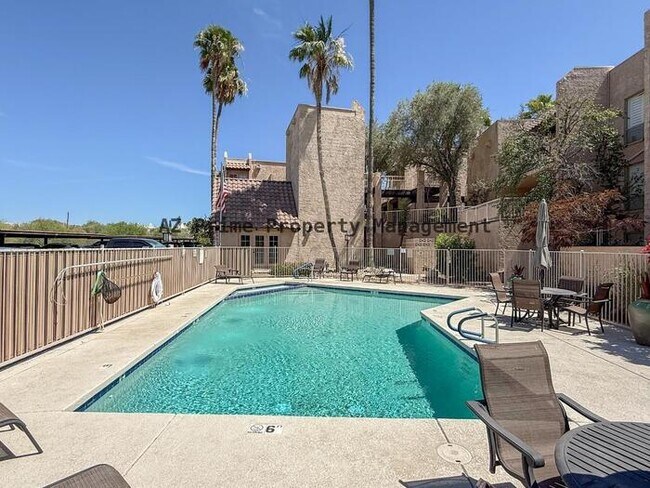 Building Photo - 7402 E Carefree Dr