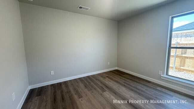 Building Photo - 3412 Tiffin Ave