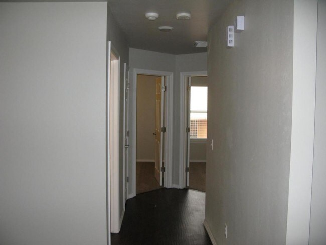 Building Photo - 11637 Royal Coach Dr