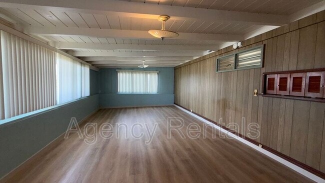 Building Photo - 2458 Aumakua St