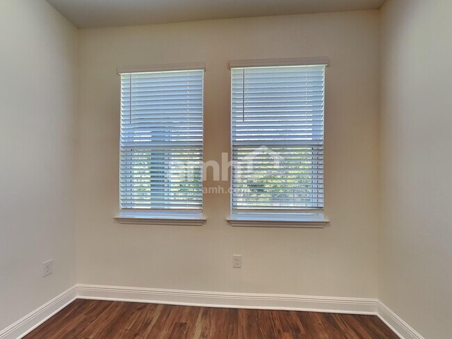 Building Photo - 6451 Emerald Hls Wy