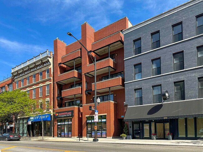 Primary Photo - 1332 W Madison St
