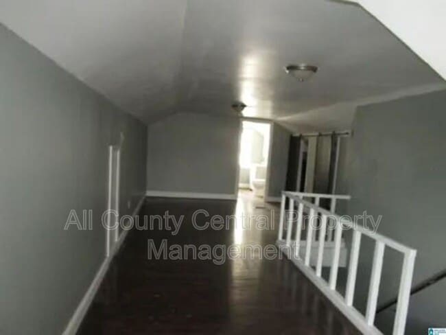 Building Photo - 1319 31st St N