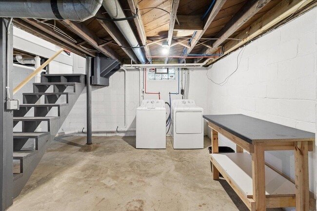 Building Photo - 1357 Genessee Ave