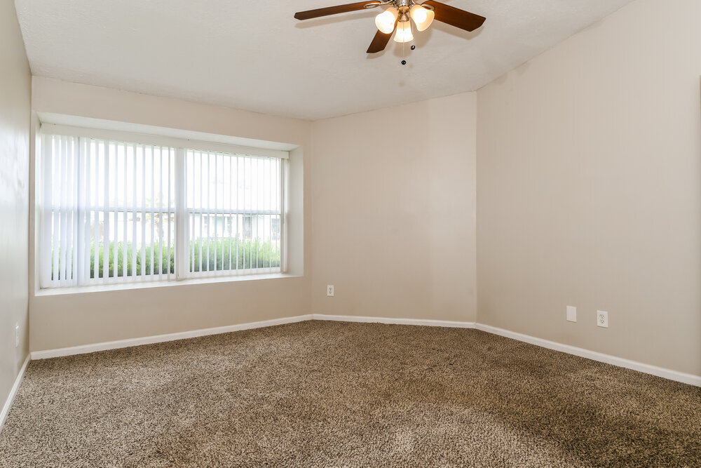 Building Photo - 12318 Cobblestone Cir S