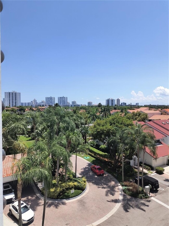 Building Photo - 3610 Yacht Club Dr