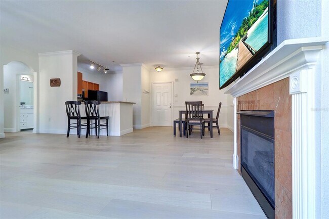 Building Photo - 2741 Via Cipriani