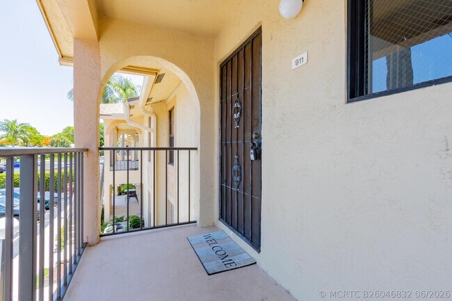 Building Photo - 9449 Boca Cove Cir