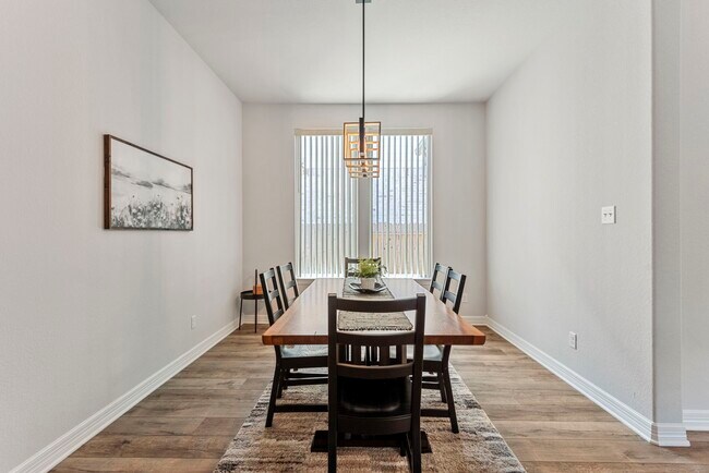 Building Photo - 9743 Birchwood Holw Trl