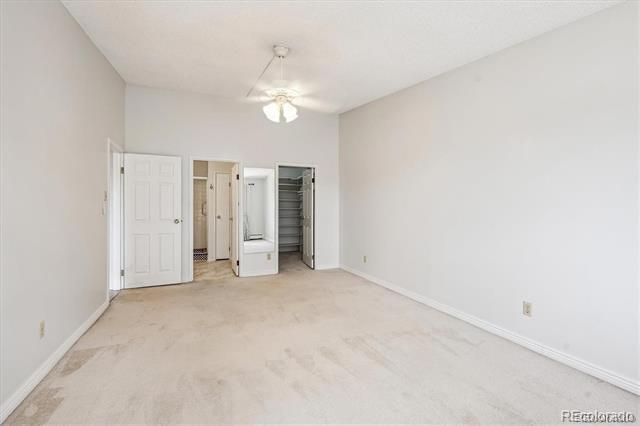 Building Photo - 3184 S Heather Gardens Way