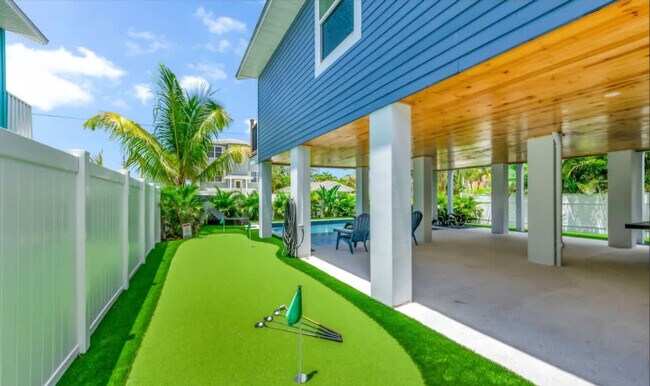 Building Photo - 2411 Avenue C