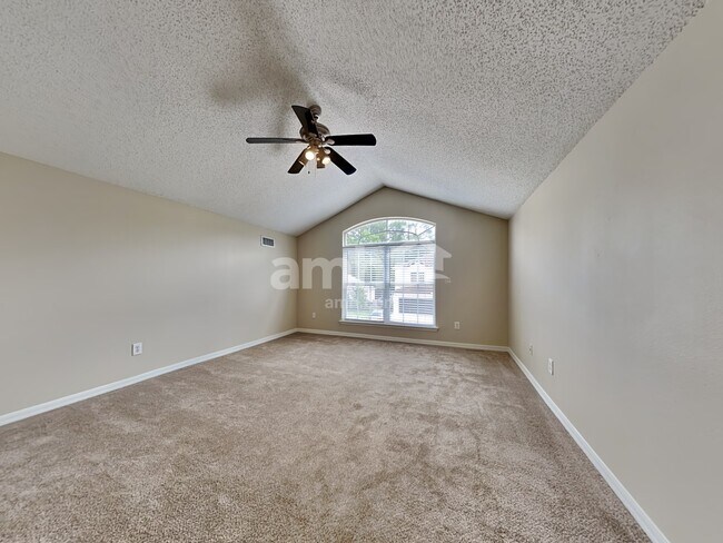 Building Photo - 3634 Meadowgreen Ln