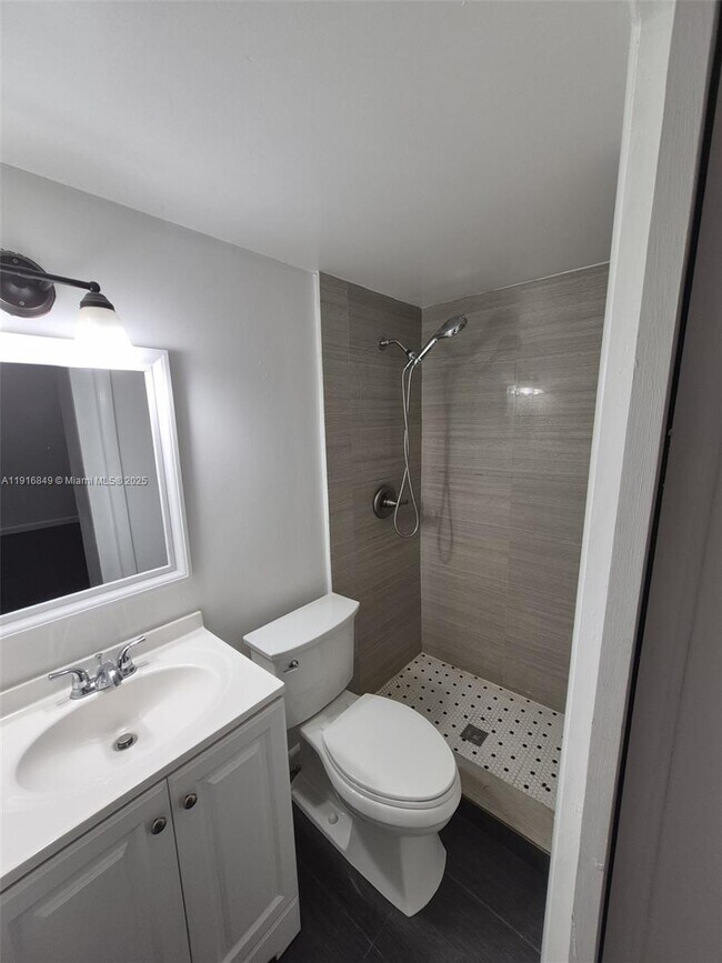 Building Photo - 13376 SW 268th Terrace