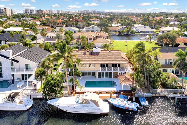 Primary Photo - 937 Fern Dr