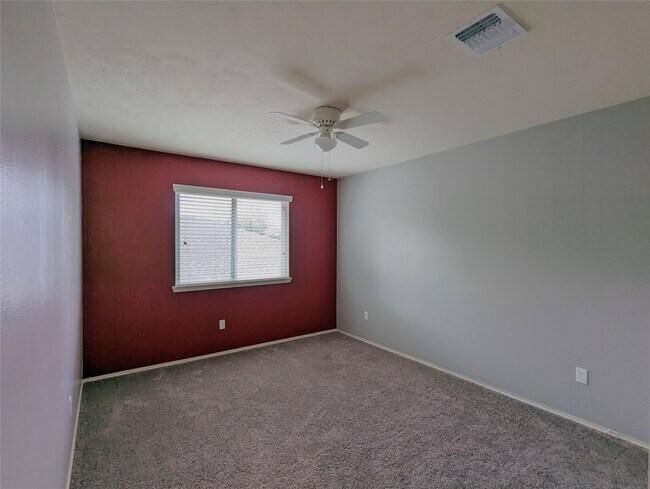 Building Photo - 8815 Lyndonnille Falls Ln