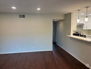 Building Photo - 1304 Mountain Ave