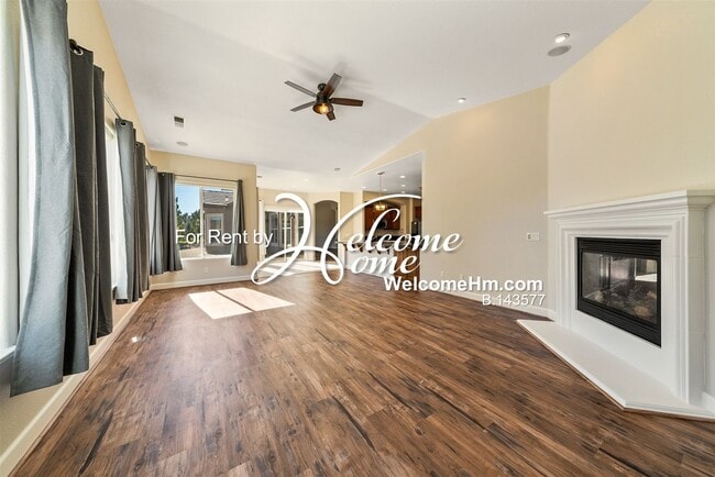 Building Photo - 15020 Redmond Lp