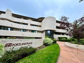 Building Photo - Two Bedroom Condo Available In Downtown Boulder