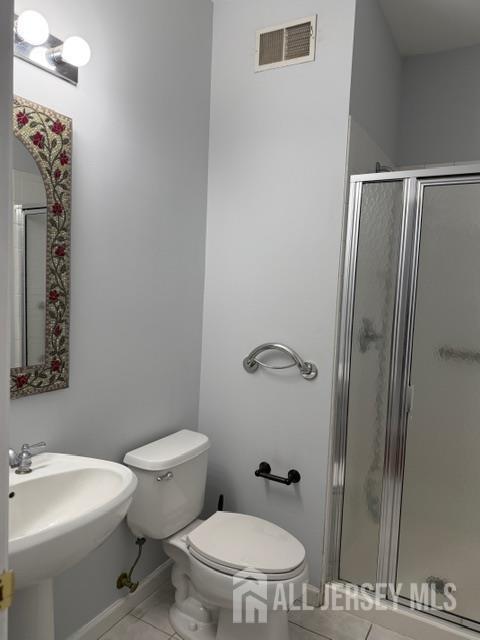 Building Photo - 22 Arbutus Way