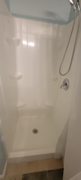 Building Photo - 5201 Brawood St