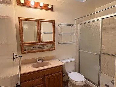 Building Photo - 3 bedroom 2 bathroom home