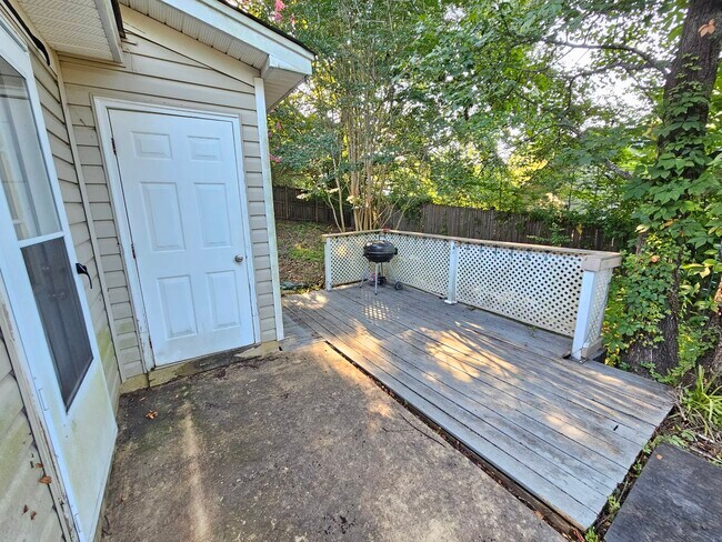 Building Photo - 114 Fair Haven Way