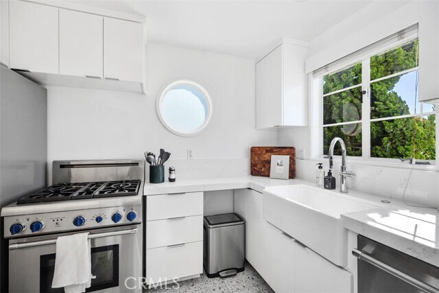 Building Photo - 2142 Ruby Pl