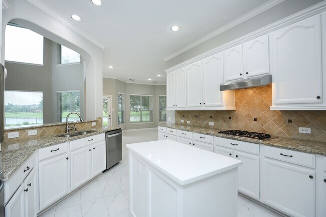 Building Photo - 21719 China Green Dr