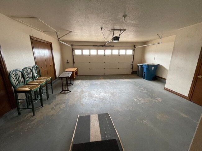 Building Photo - Ask about our flexible terms and Move-in Specials!    Welcome to Lyndale Senior Community! 55 and...