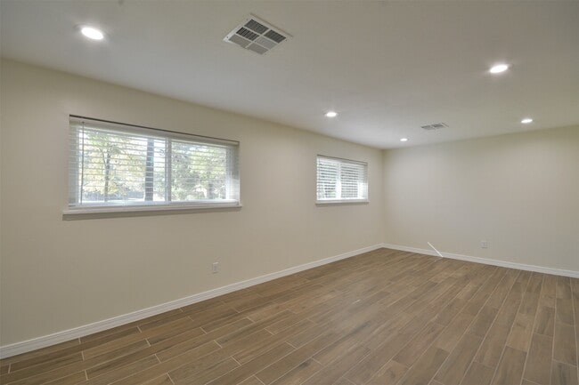 Building Photo - 1420 Sweet Gum Ln
